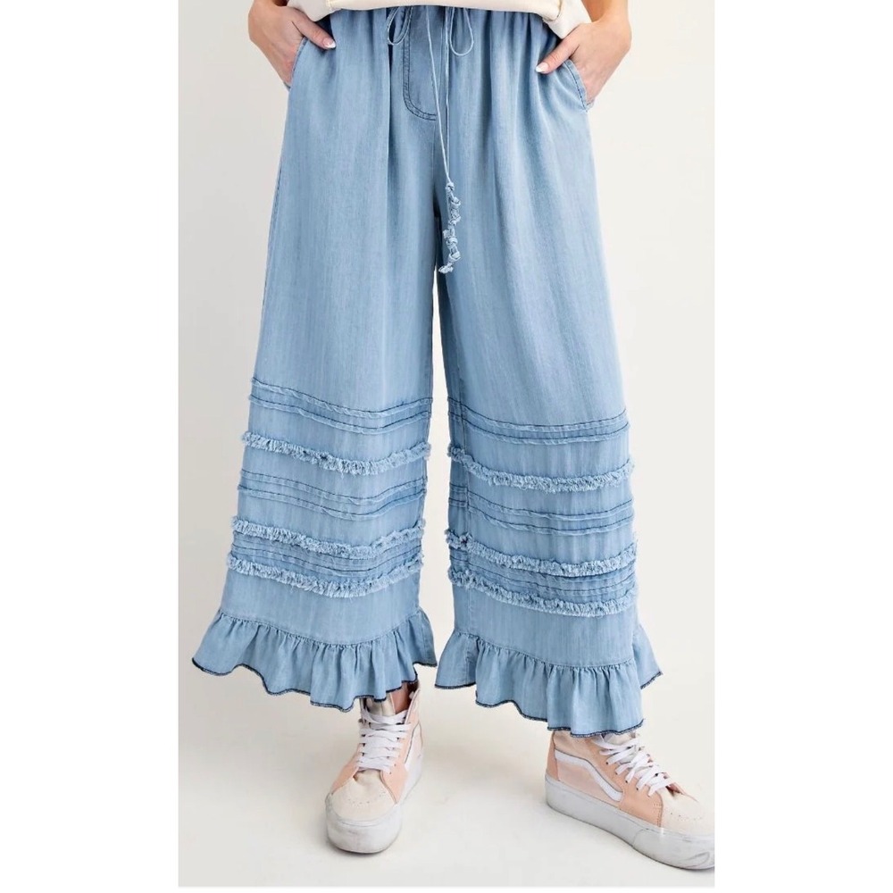 Easel Curvy Hannah Pants 2X Light Wash Chambray Wide Leg Ruffle Fringe Trousers